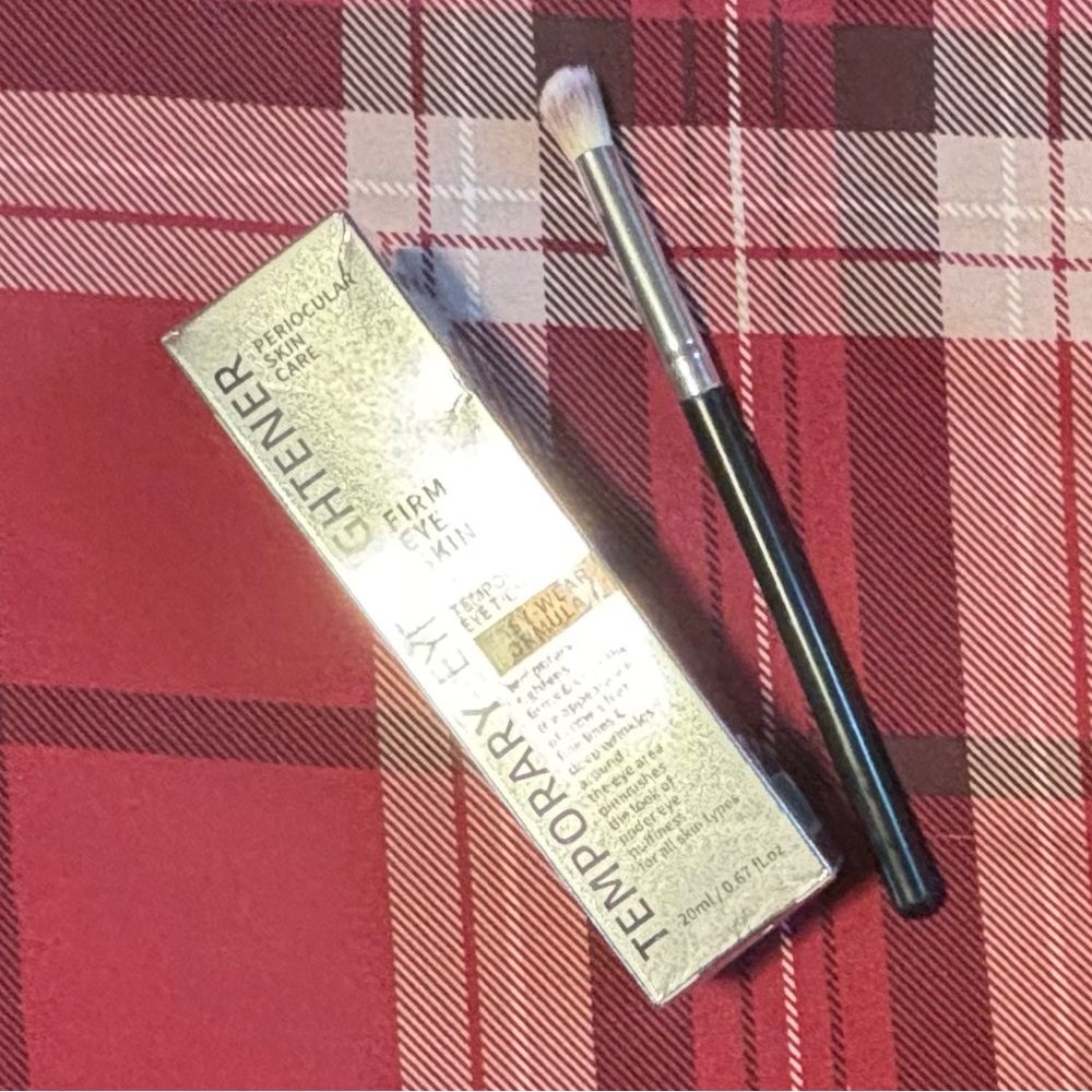 Firming Eye Cream with Brush - Silver